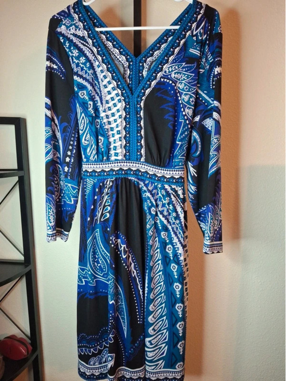 ECI New York V-neck blue and black paisley print stretch midi dress NWT size XXL